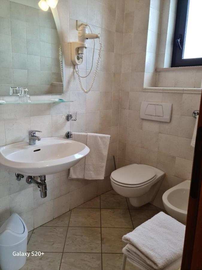 Hotel Lido Vasto Esterno foto