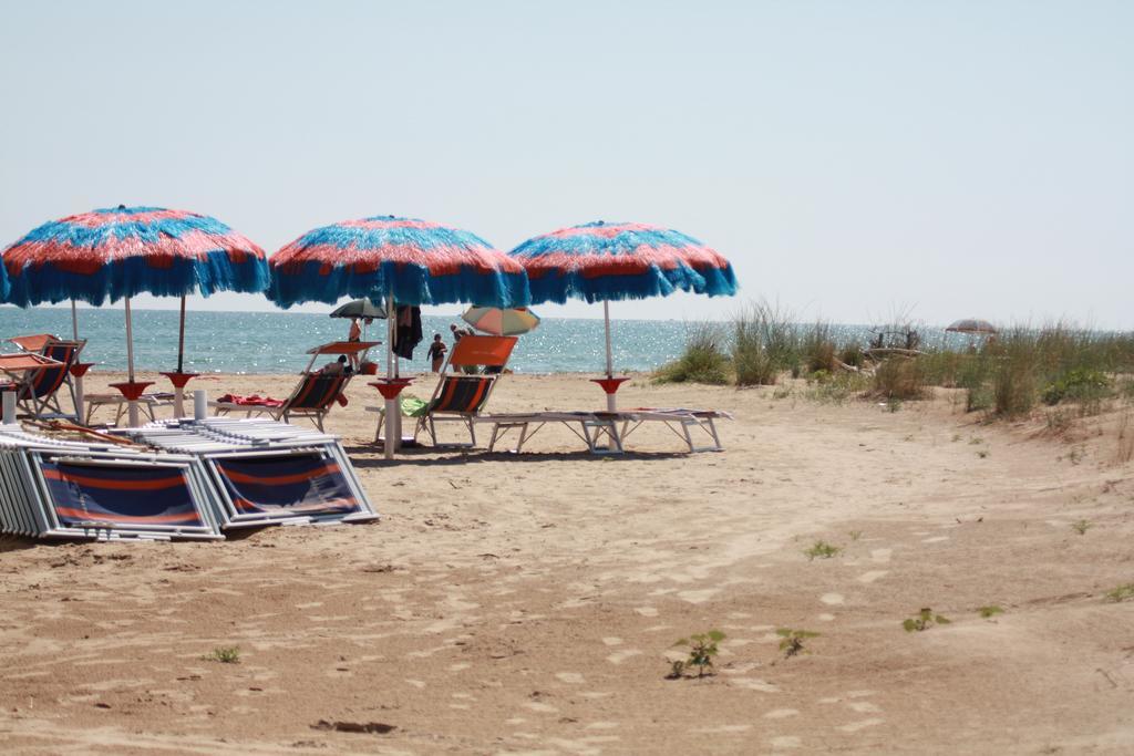 Hotel Lido Vasto Esterno foto